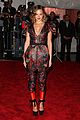 costume-leighton