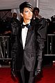rihanna-costume