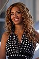 beyonce-helping