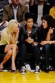 rihanna-lakers