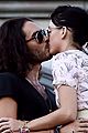 katy-kissing