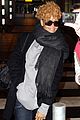 rihanna-heathrow