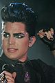 adam-lambert-puckers-up