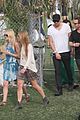 alexander-skarsgard-crotch-grab