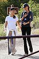 gisele-bundchen-hiking