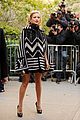kate-hudson-poncho
