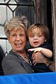 knox-jolie-pitt-grandma