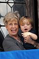 knox-jolie-pitt-grandma