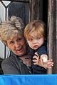 knox-jolie-pitt-grandma