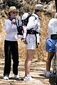 nicole-kidman-sunday-hiking
