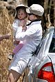 nicole-kidman-sunday-hiking