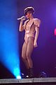 rihanna-lights-netherlands