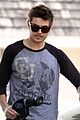 zac-efron-mustache