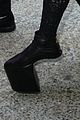 gaga-toes