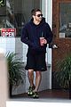 jake-gyllenhaal-gentleman