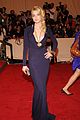 jessica-stam-met-ball