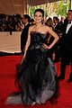 mila-kunis-met-ball
