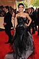 mila-kunis-met-ball