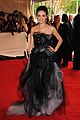 mila-kunis-met-ball