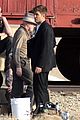 pattinson-smiles-elephants