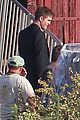 pattinson-smiles-elephants
