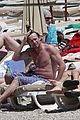 shirtless-simon