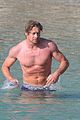 shirtless-simon