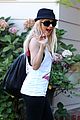 aguilera-red-lips