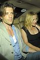 winslet-holding