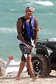 chris-shirtless