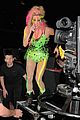 kesha-crowd