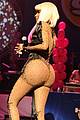 nicki-suit