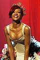 rihanna-emas