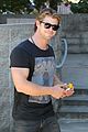 hemsworth-biceps