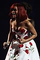 rihanna-performance