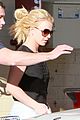 spears-dancing