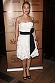 winslet-cardboard