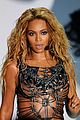 beyonce-billboardperf