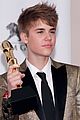 bieber-kiss
