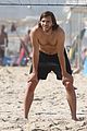 kutcher-volleyball