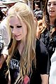 avril-extra