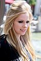 avril-extra