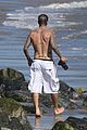 beckham-shirtless-surfing