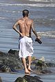 beckham-shirtless-surfing
