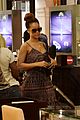 rihanna-shops