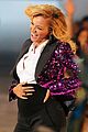 beyonce-performs