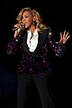 beyonce-performs