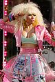 minaj-wardrobe