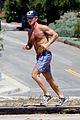 penn-shirtless2