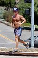 penn-shirtless2